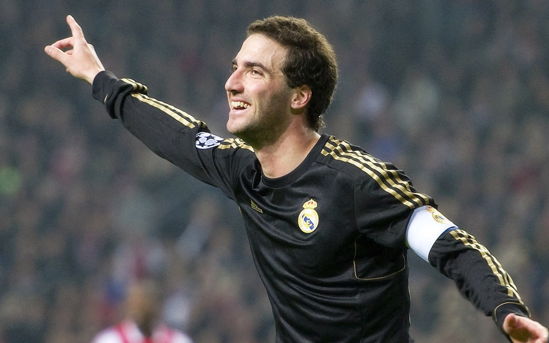 阿森纳拓展转会市场,引援目标明确,阿森纳最新转会动态