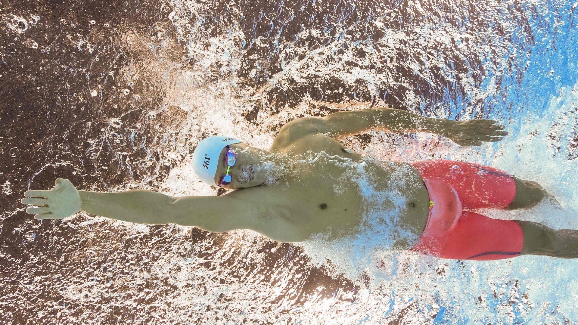 阿贾克斯精妙反击,四强奇迹引人喝彩,阿贾克斯视频